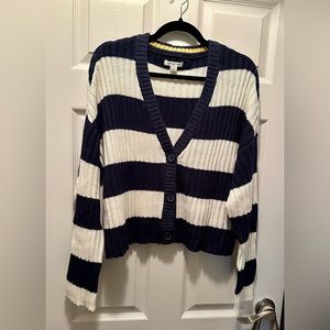 American Eagle Cardigan sweater in Navy and Cream; Size: XL